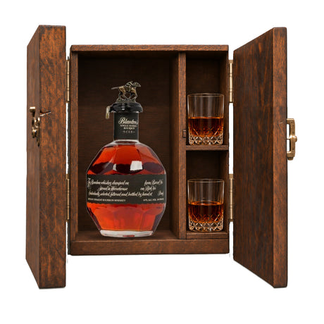 Blanton's Takara Black Edition Gift Set with Wooden Box & 2 Crystal Glasses – 750ml