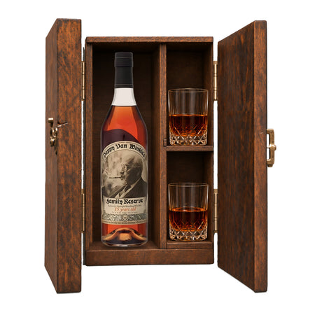 Pappy Van Winkle Family Reserve 15 Year Gift Set with Wooden Box & 2 Crystal Glasses – 750ml